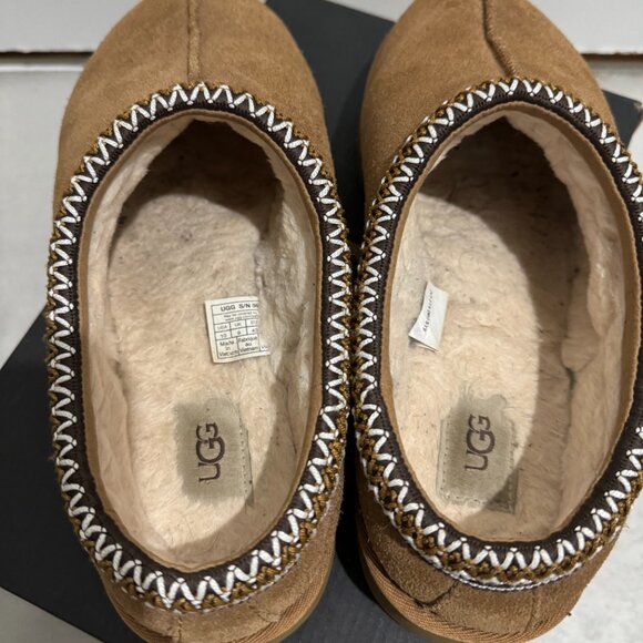 UGG Tasman Slippers Chestnut Men’s Size 10 With Box - Picture 2 of 3